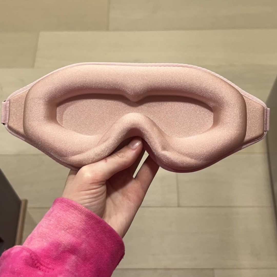 Veloura™ – 3D Lash & Anti-Wrinkle Sleep Mask