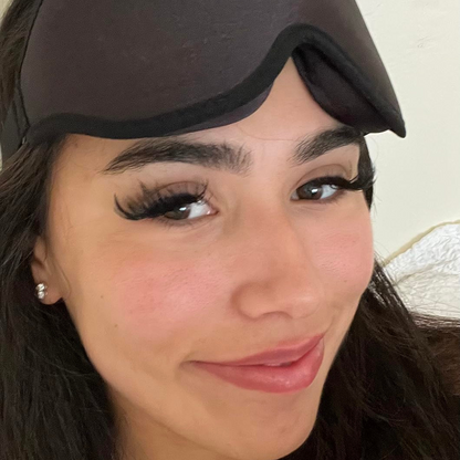 Veloura™ – 3D Lash & Anti-Wrinkle Sleep Mask